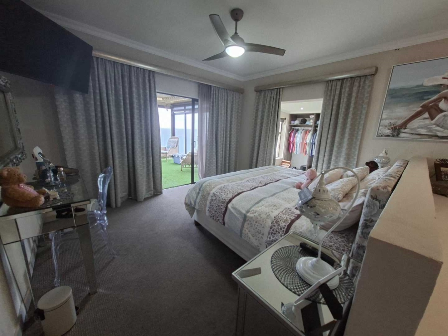 3 Bedroom Property for Sale in Dana Bay Western Cape